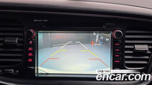 Kia K5 2015 — photo 17