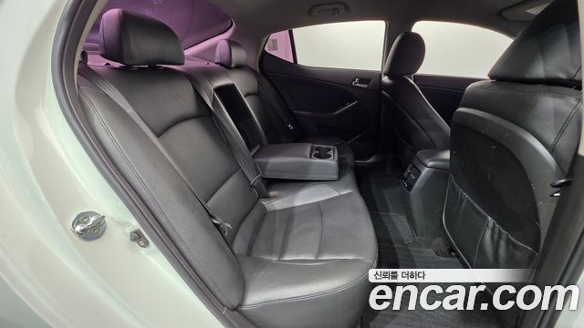 Kia K5 2015 — photo 20