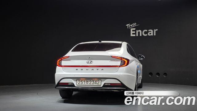 Hyundai Sonata 2023 — photo 4