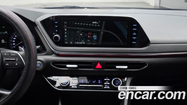 Hyundai Sonata 2023 — photo 19