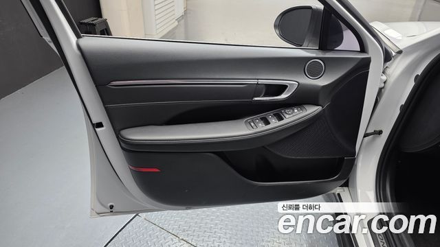 Hyundai Sonata 2023 — photo 14