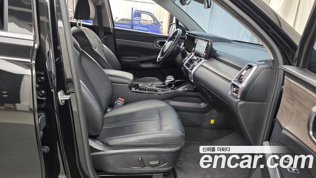 Kia Sorento 2023 — photo 16