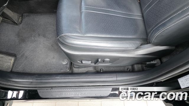 Kia Sorento 2023 — photo 31