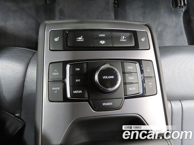 Hyundai Genesis 2016 — photo 9