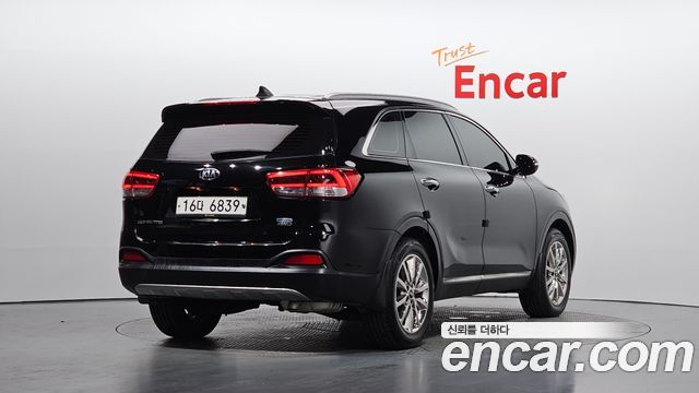 Kia Sorento 2017 — photo 2