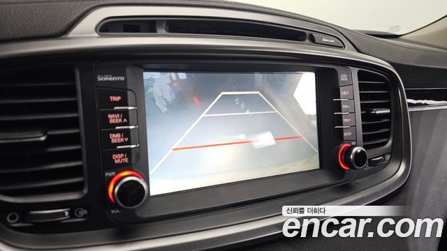 Kia Sorento 2017 — photo 19