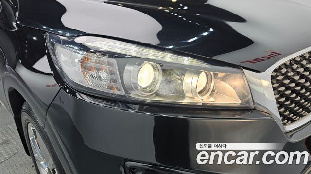 Kia Sorento 2017 — photo 8