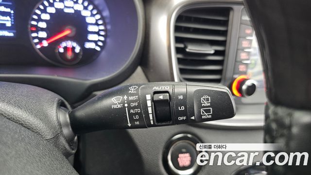 Kia Sorento 2017 — photo 28