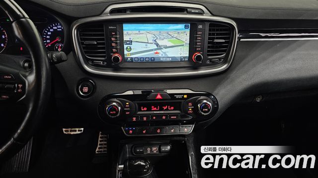 Kia Sorento 2017 — photo 31