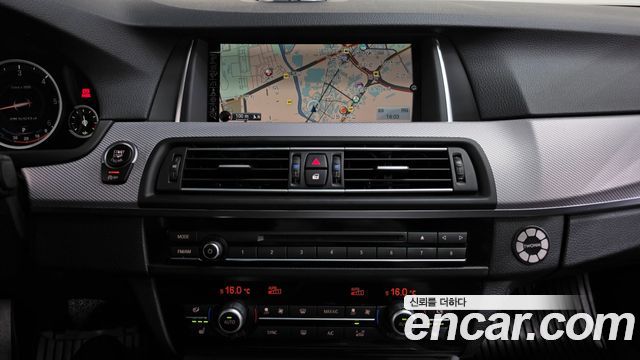 BMW 5-Series 2015 — photo 13