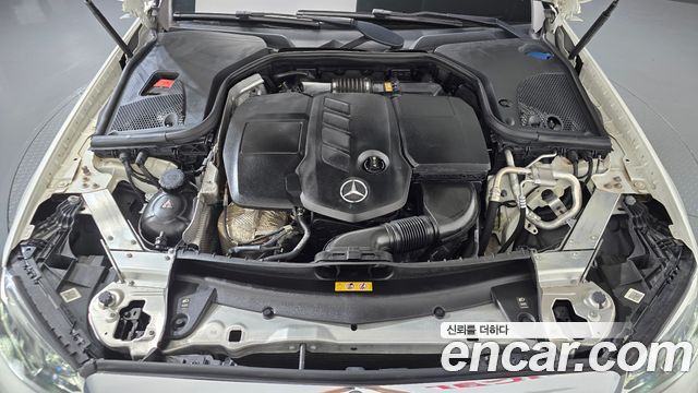 Mercedes-Benz E-Class 2019 — photo 6