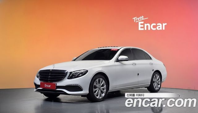 Mercedes-Benz E-Class 2019 — photo 1