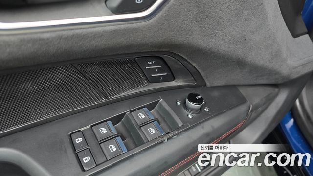 Audi RS e-tron GT 2022 — photo 24