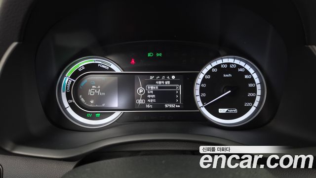 Kia Niro 2018 — photo 8