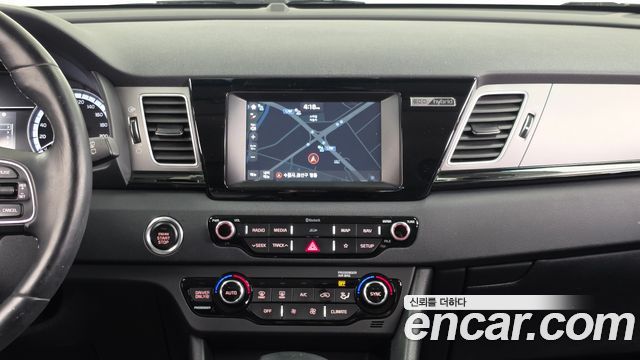 Kia Niro 2018 — photo 14
