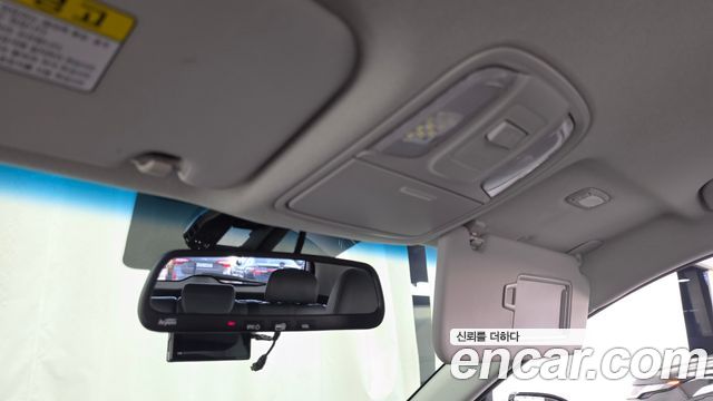 Kia Niro 2018 — photo 17
