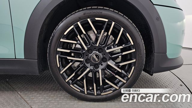 Mini Cooper 2025 — photo 5
