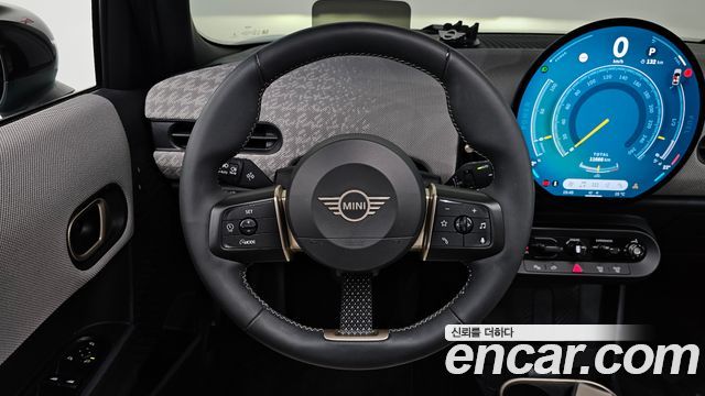 Mini Cooper 2025 — photo 19