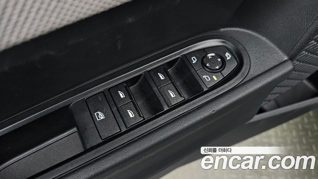 Mini Cooper 2025 — photo 28