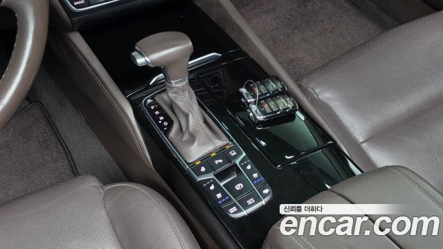 Kia K7 2017 — photo 9