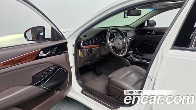 Kia K7 2017 — photo 10
