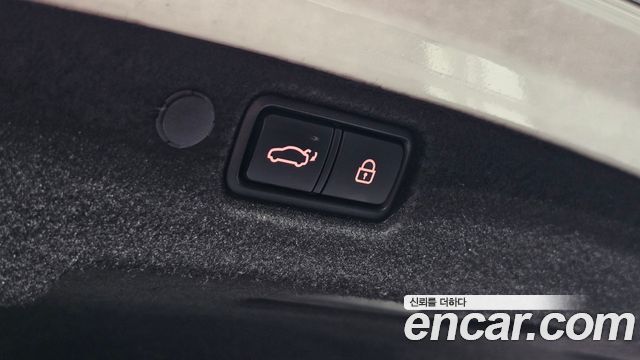 Kia K7 2017 — photo 17