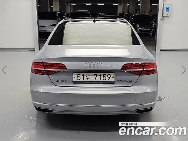 Audi A8 2015 — photo 4