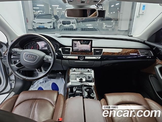 Audi A8 2015 — photo 8