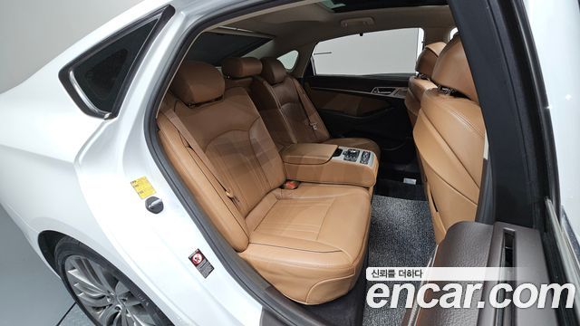Genesis G80 2020 — photo 17