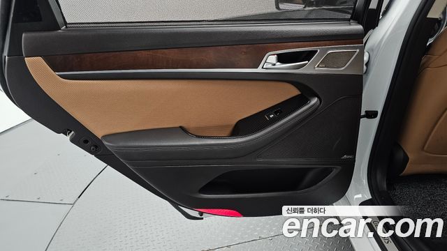 Genesis G80 2020 — photo 15