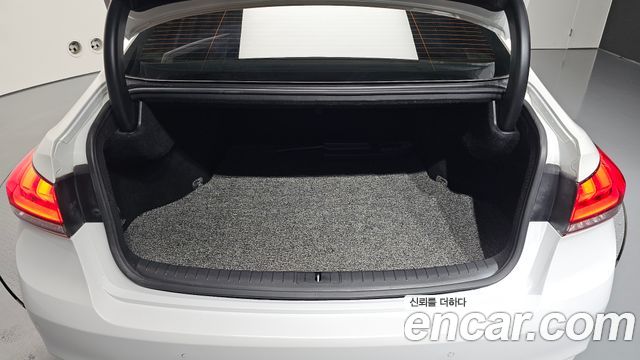 Genesis G80 2020 — photo 33