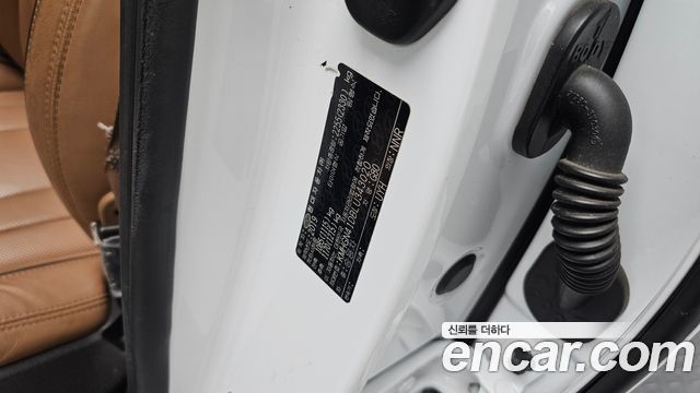 Genesis G80 2020 — photo 36