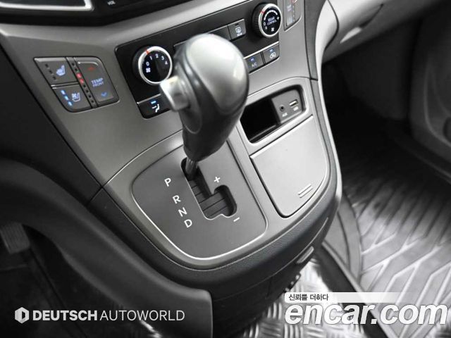 Hyundai Starex 2020 — photo 9