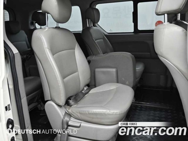Hyundai Starex 2020 — photo 12