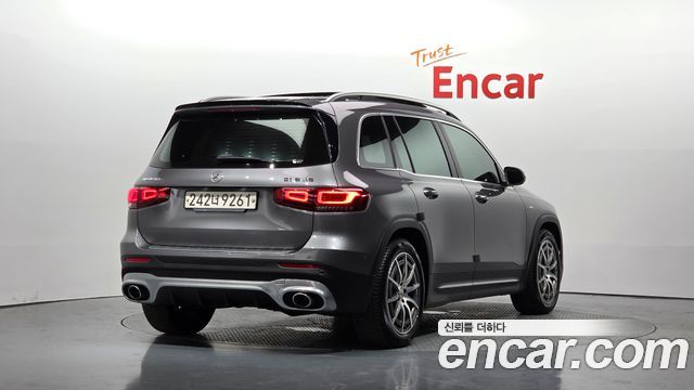 Mercedes-Benz GLB-Class 2021 — photo 2