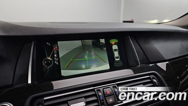 BMW 5-Series 2014 — photo 13