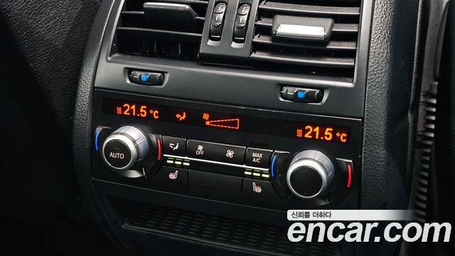 BMW 5-Series 2014 — photo 17
