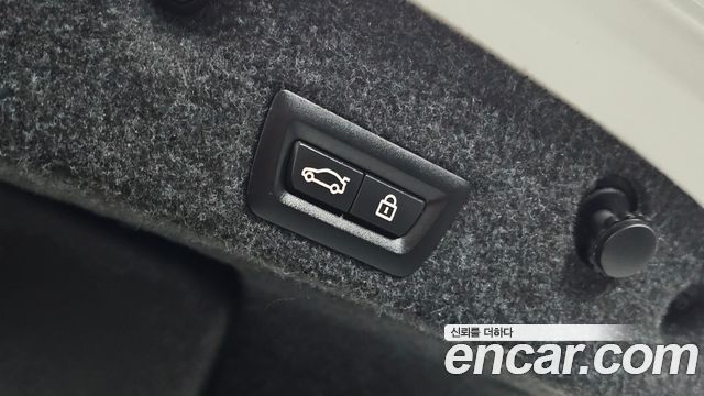 BMW 5-Series 2014 — photo 20