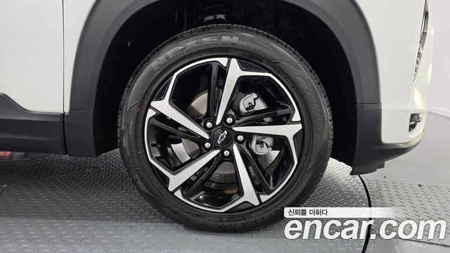 Chevrolet Korea Trailblazer 2022 — photo 5
