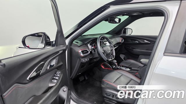 Chevrolet Korea Trailblazer 2022 — photo 10