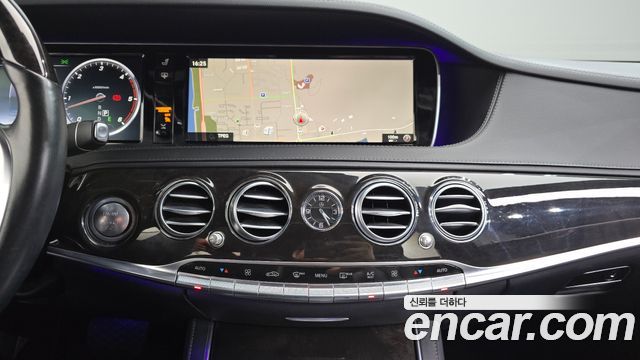 Mercedes-Benz S-Class 2016 — photo 12