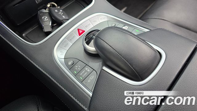 Mercedes-Benz S-Class 2016 — photo 16