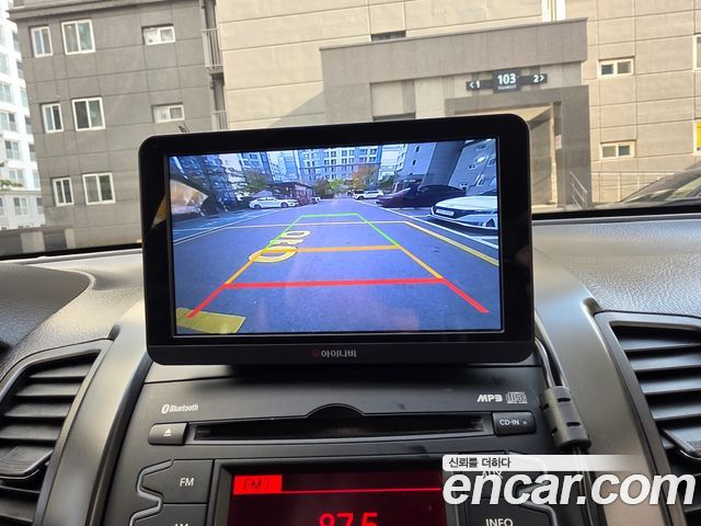 Kia Sorento 2010 — photo 13