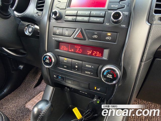 Kia Sorento 2010 — photo 14