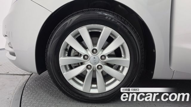 Kia K3 2014 — photo 5