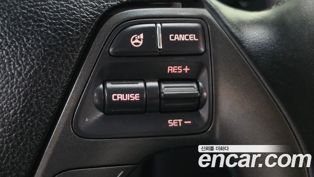 Kia K3 2014 — photo 13