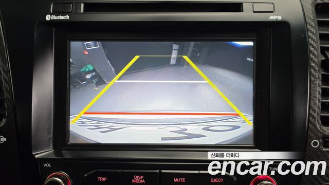 Kia K3 2014 — photo 15