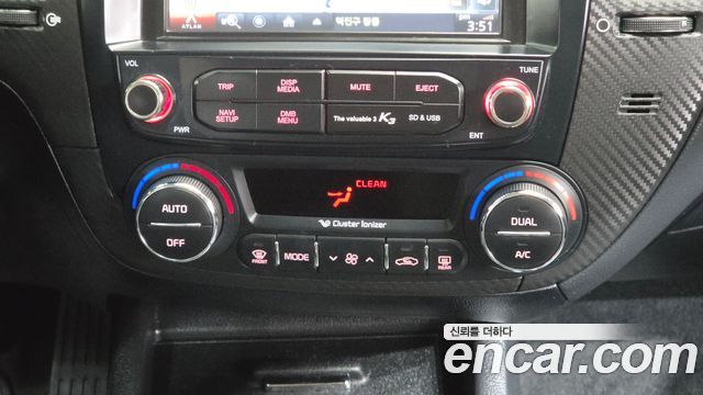 Kia K3 2014 — photo 16