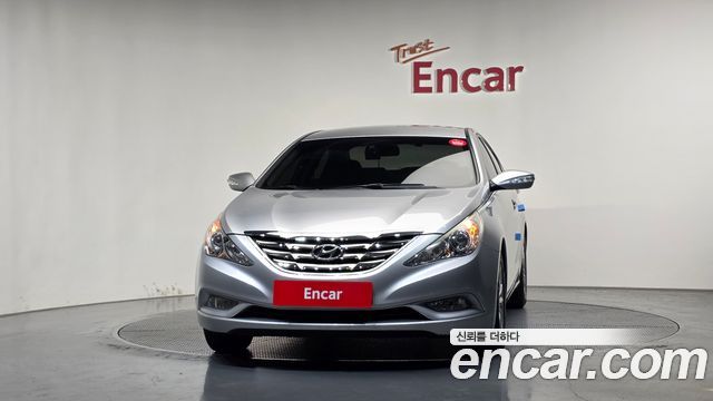 Hyundai Sonata 2011 — photo 3