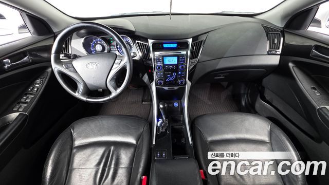 Hyundai Sonata 2011 — photo 7